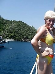Mom Amateur sex xxx pics