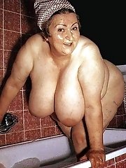 Big Tits Granny sex porn pics